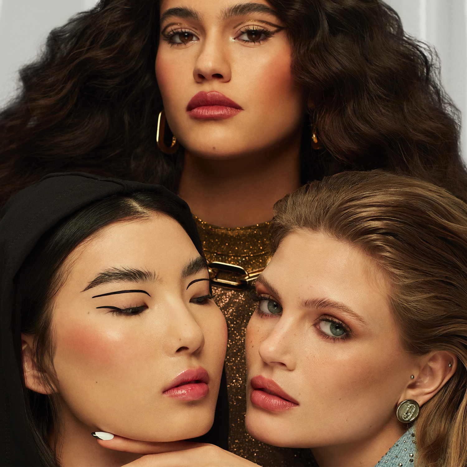 Rougj x Liu Jo makeup stili